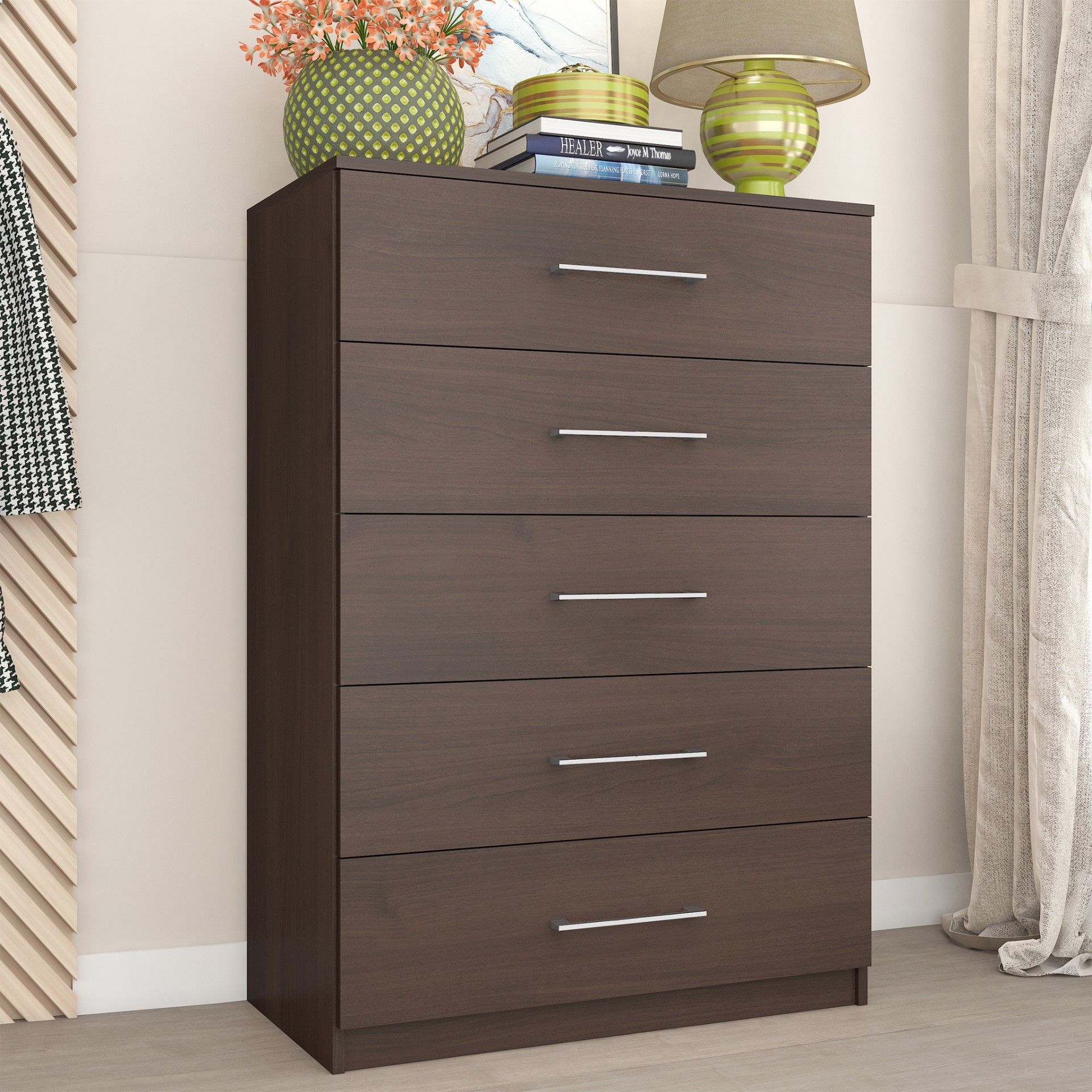 Dresser April 5 Drawers