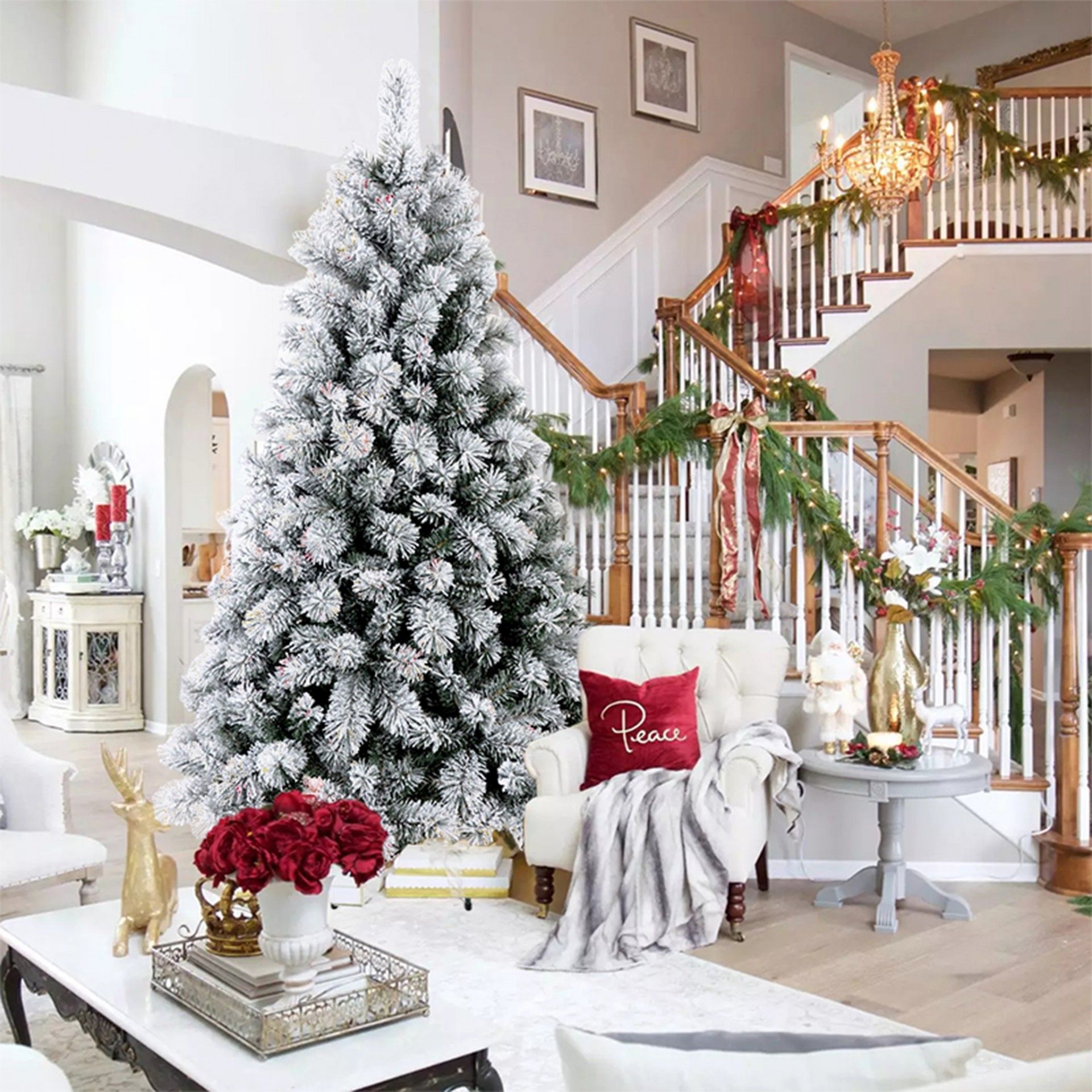 Arbre de Noël enneigé