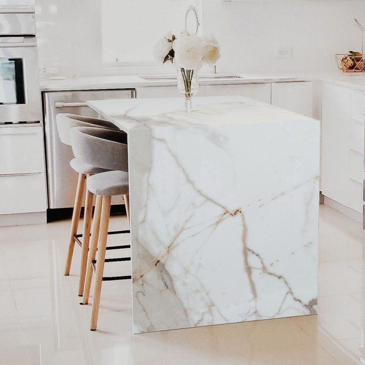 Porcelánico Rectificado Streightex Calacatta Gold 60x60 Porcelánico Rectificado Streightex Calacatta Gold 60x60