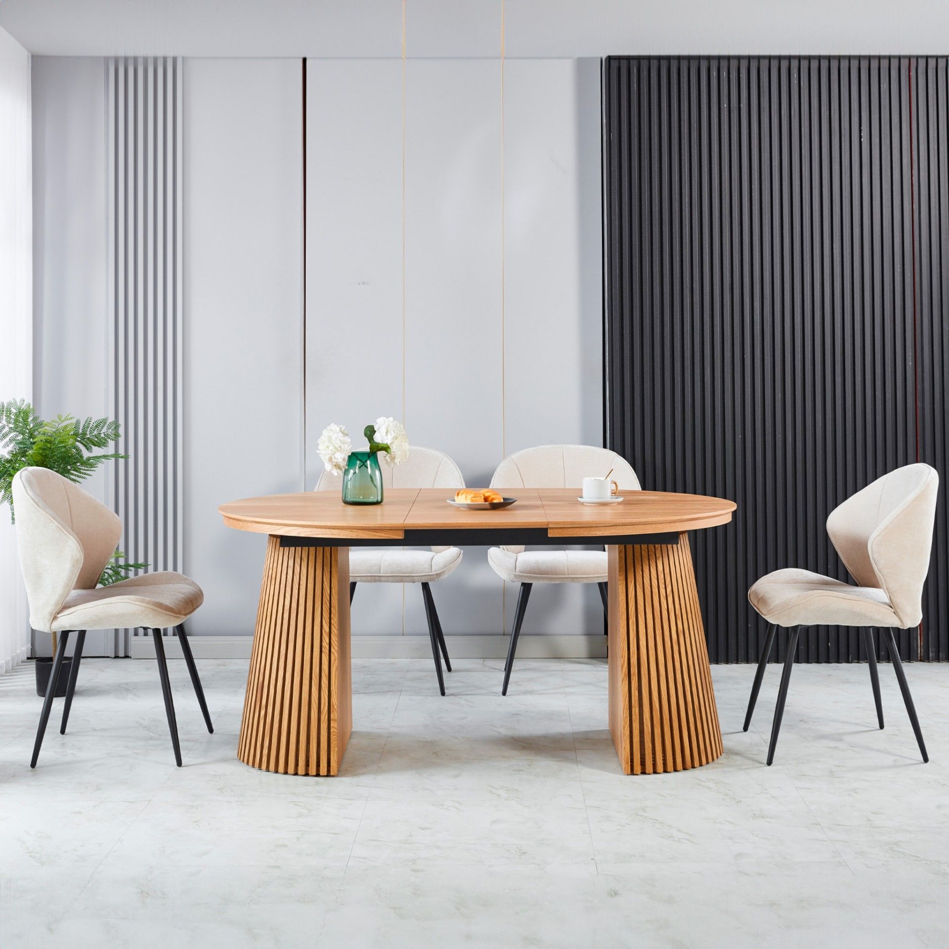 Mesa Oval Extensível Mura