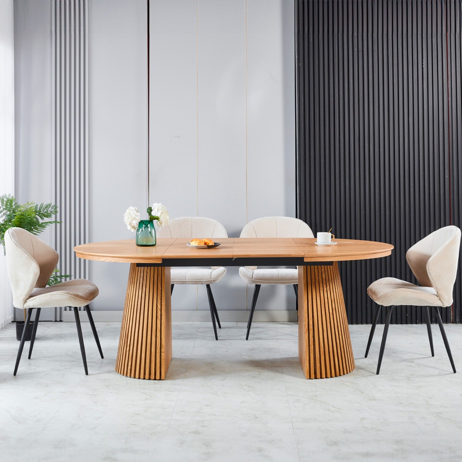 Mesa Oval Extensível Mura