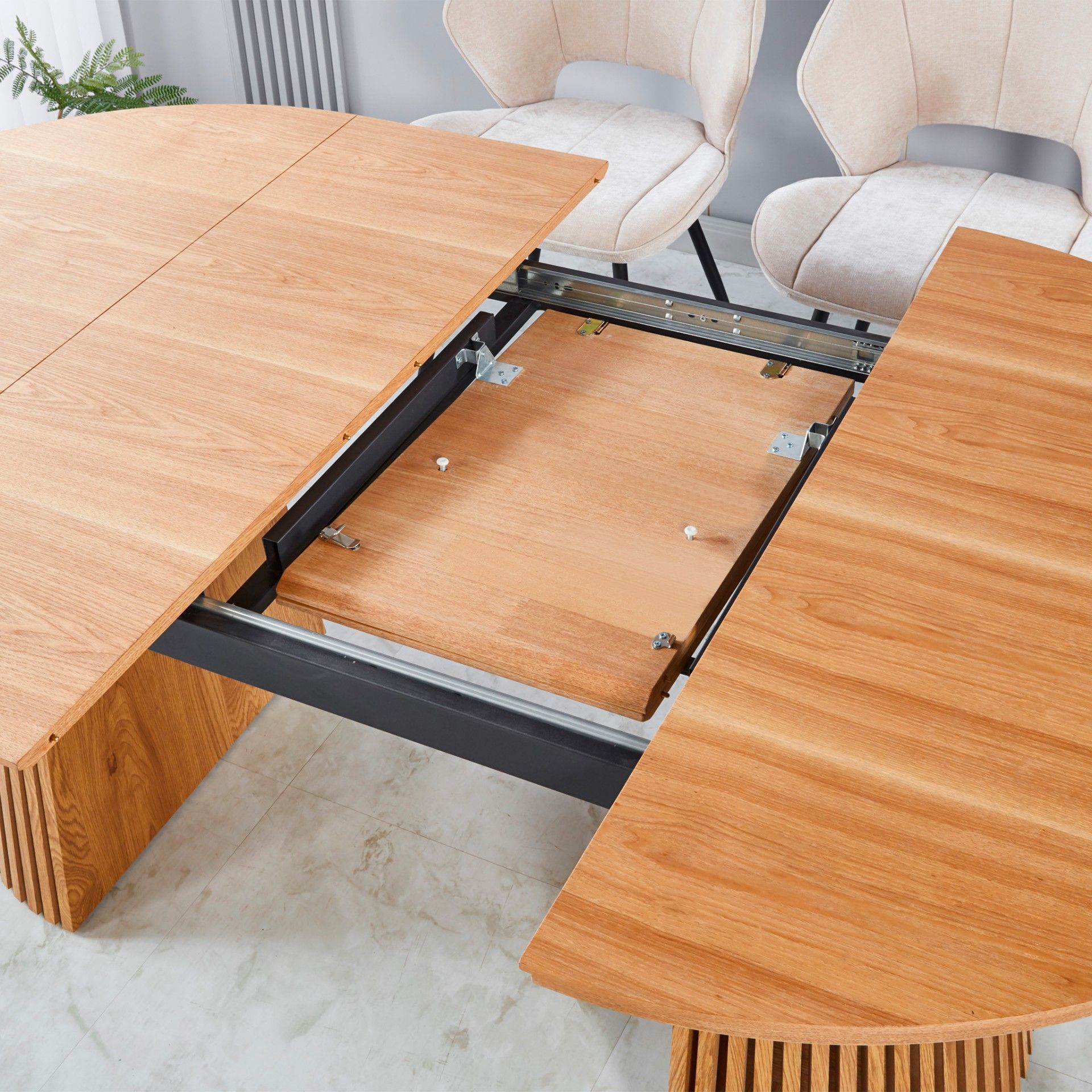 Mesa Oval Extensível Mura