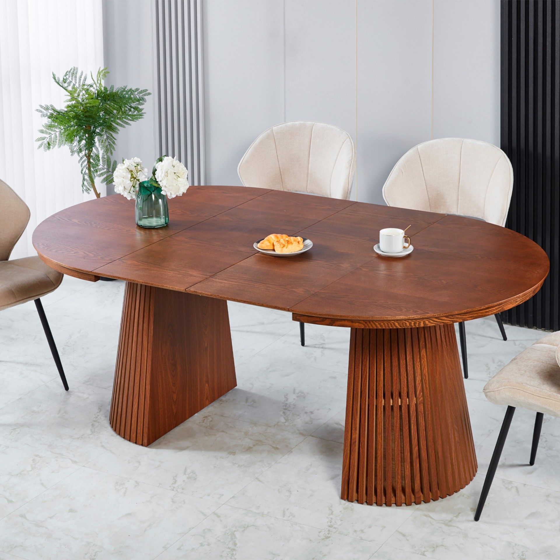 Mesa Oval Extensível Mura